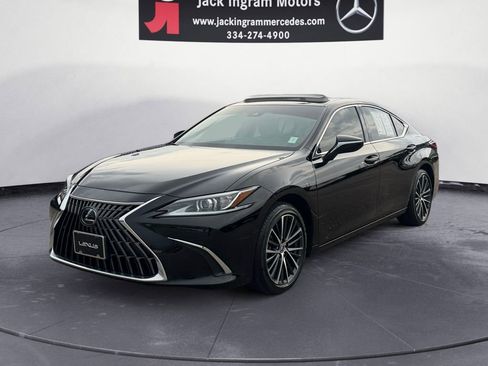 Used 2024 Lexus ES 350 w/ Premium Package FWD image 1