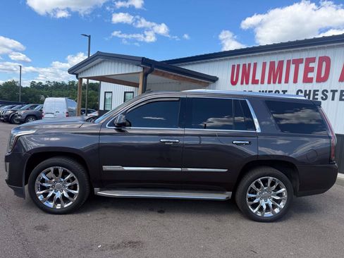 Used 2015 Cadillac Escalade Luxury AWD/4WD image 12