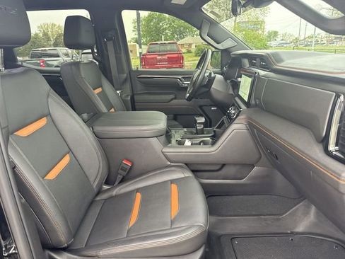 Used 2024 GMC Sierra 1500 AT4 w/ Technology Package image 29