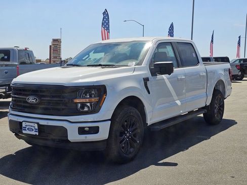 New 2026 Ford F150 XLT w/ Equipment Group 302A MID AWD/4WD image 4