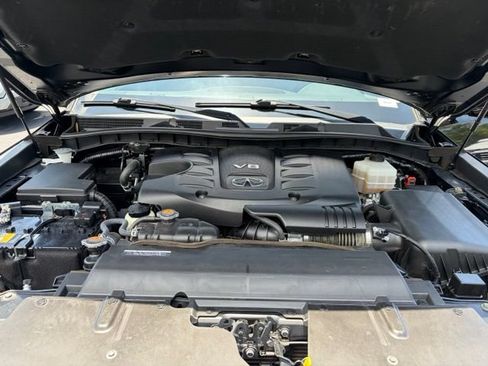 Used 2023 INFINITI QX80 Premium Select w/ All-Season Package AWD/4WD image 11
