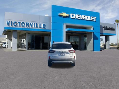 Used 2023 Ford Escape Platinum image 6