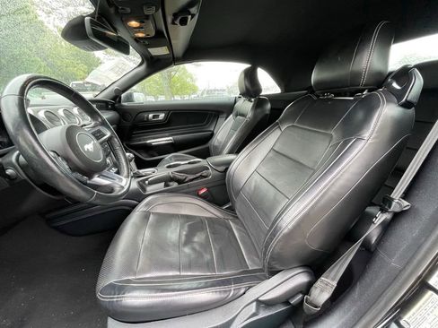 Used 2021 Ford Mustang GT Premium w/ Equipment Group 401A RWD image 22