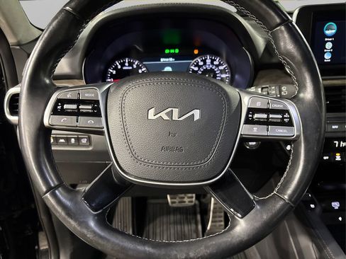 Certified 2022 Kia Telluride SX w/ SX Prestige Package image 25