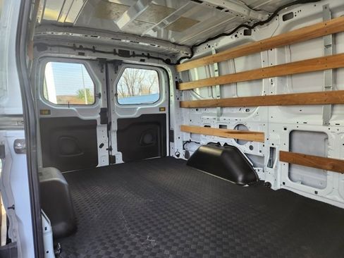 Used 2024 Ford Transit 250 Low Roof w/ Exterior Upgrade Package image 17