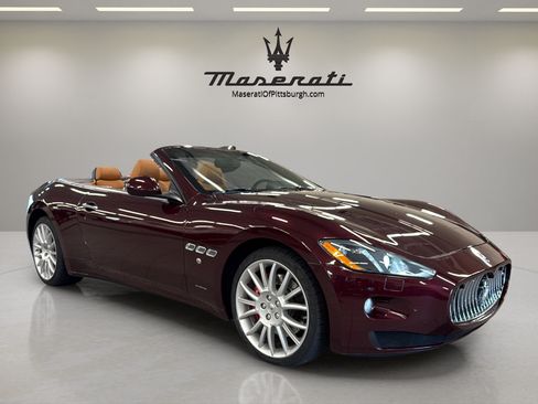 Used 2015 Maserati GranTurismo Convertible RWD image 4