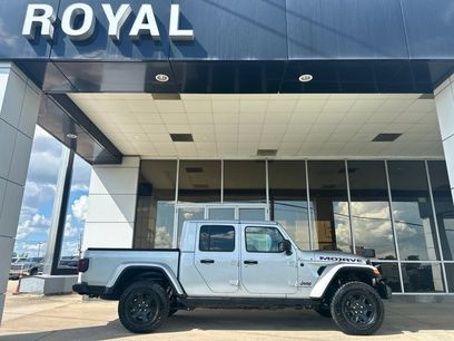 Used 2023 Jeep Gladiator Mojave w/ Cold Weather Group