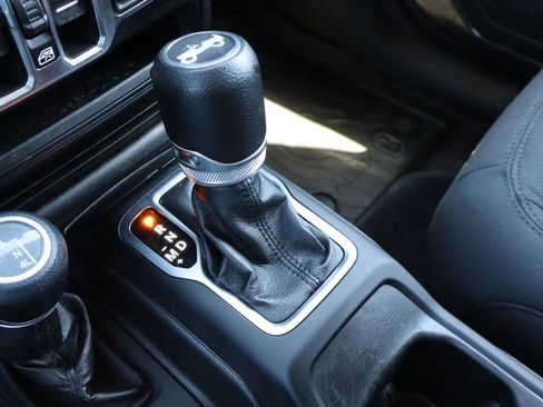 Used 2020 Jeep Wrangler Unlimited Sport AWD/4WD image 9