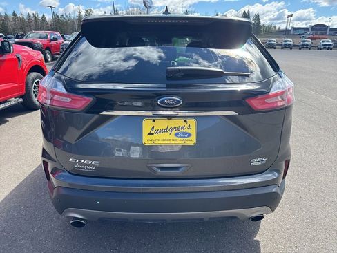Used 2019 Ford Edge SEL w/ Cold Weather Package AWD/4WD image 2