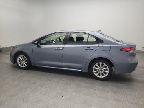 Used 2022 Toyota Corolla LE w/ LE Premium Package FWD image 3