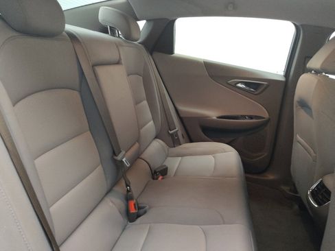 Used 2022 Chevrolet Malibu LT FWD image 19