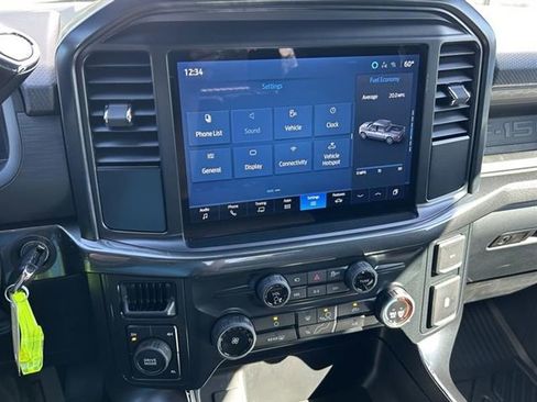 Used 2025 Ford F150 STX image 18