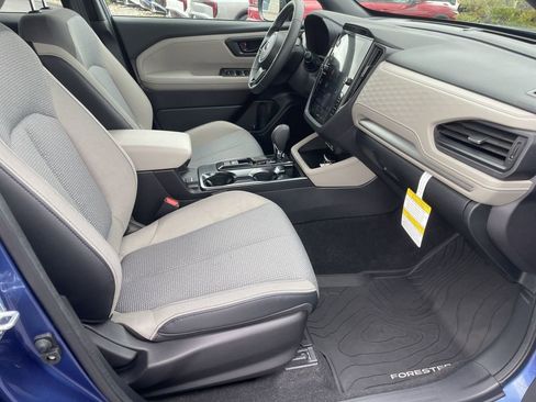 Used 2026 Subaru Forester Premium AWD/4WD image 32