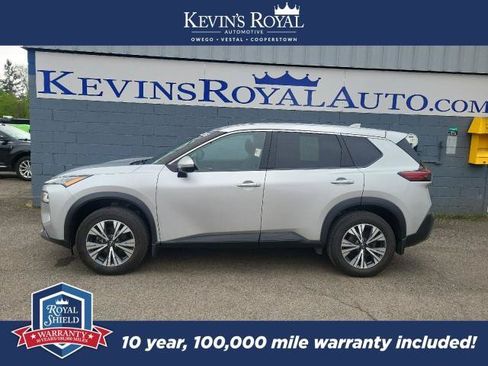 Used 2022 Nissan Rogue SV AWD/4WD image 1