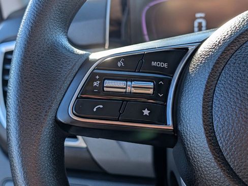 Used 2024 Kia Seltos LX image 26