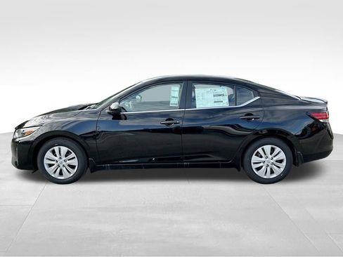 New 2025 Nissan Sentra S image 3