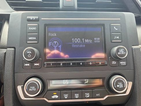 Used 2019 Honda Civic LX image 21