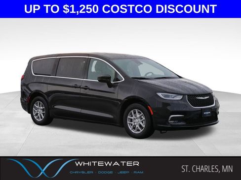New 2026 Chrysler Pacifica Select FWD image 1