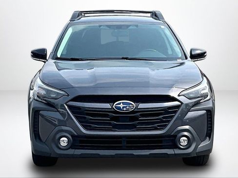 Used 2024 Subaru Outback Premium AWD/4WD image 4