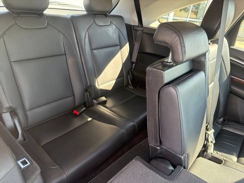 Used 2020 Acura MDX FWD image 32