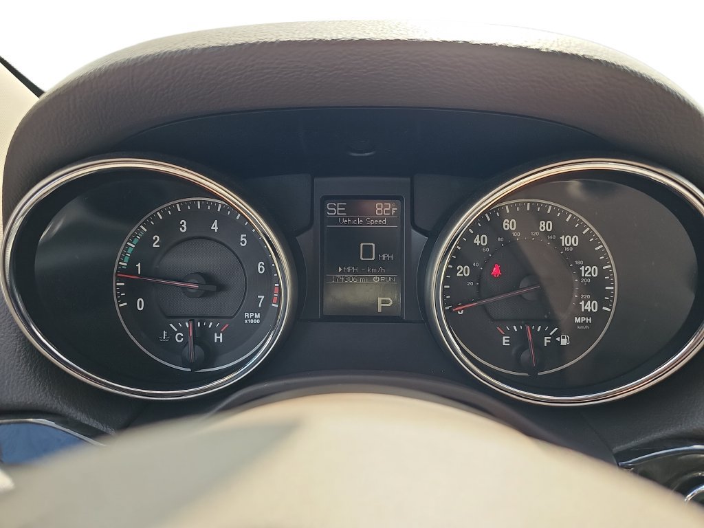 Used 2011 Jeep Grand Cherokee Laredo RWD image 20