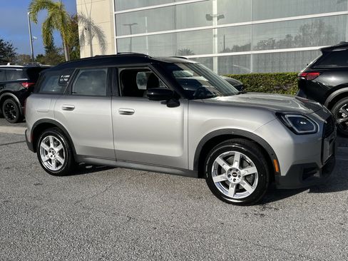 Used 2025 MINI Cooper Countryman S image 11