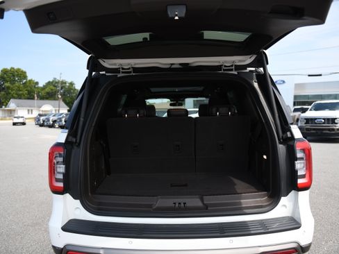 Used 2024 Ford Expedition King Ranch RWD image 9