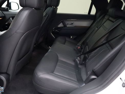 Used 2025 Land Rover Range Rover Sport SE image 25