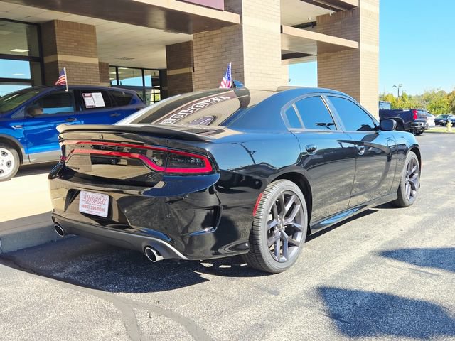 Used 2023 Dodge Charger R/T w/ Blacktop Package RWD image 3
