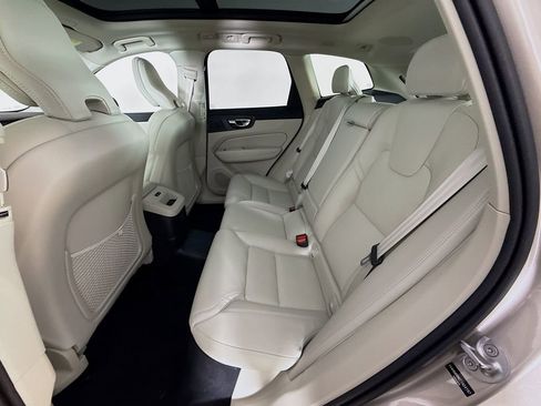 New 2026 Volvo XC60 T8 Ultra w/ Protection Package Premier AWD/4WD image 25