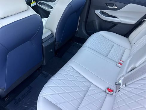 New 2026 Nissan Sentra SL w/ Floor Mat Package FWD image 9
