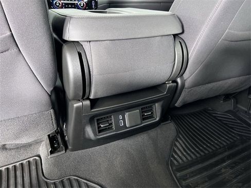 Used 2025 GMC Sierra 1500 Elevation image 21