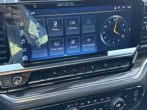 Used 2022 Chevrolet Silverado 1500 LT Trail Boss image 20