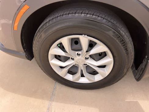 Used 2024 Honda CR-V LX image 9