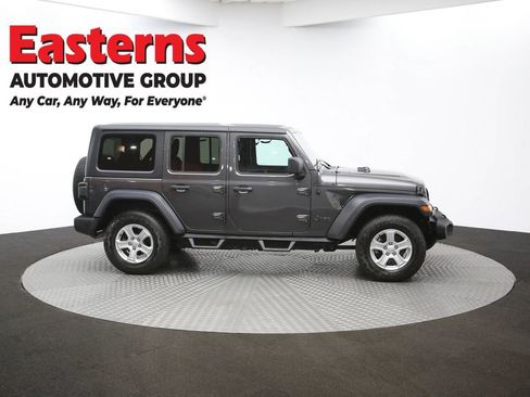 Used 2019 Jeep Wrangler Unlimited Sport S image 46
