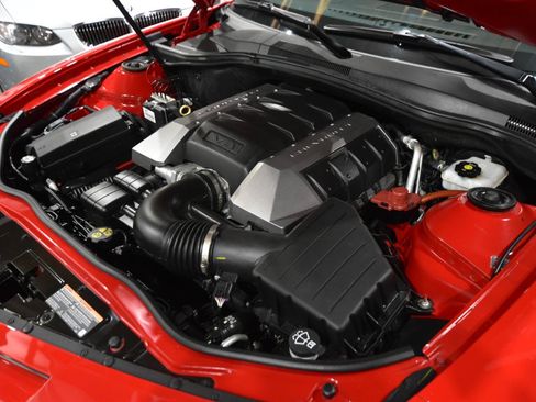 Used 2010 Chevrolet Camaro SS w/ RS Package RWD image 39