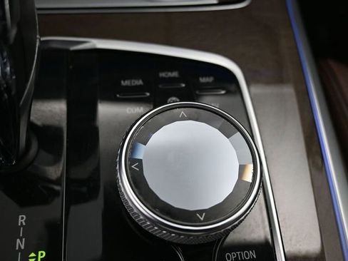 Used 2019 BMW X5 xDrive50i w/ Executive Package image 15