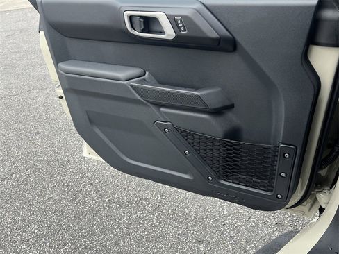 New 2025 Ford Bronco Badlands w/ Sasquatch Package image 15