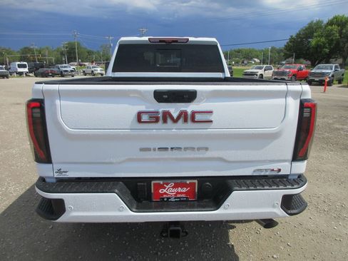 New 2026 GMC Sierra 2500 AT4 w/ AT4 Premium Plus Package AWD/4WD image 6