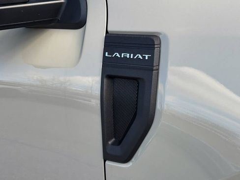 Used 2025 Ford Maverick Lariat AWD/4WD image 10