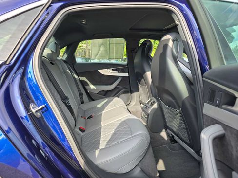 Used 2019 Audi S4 Prestige AWD/4WD image 12