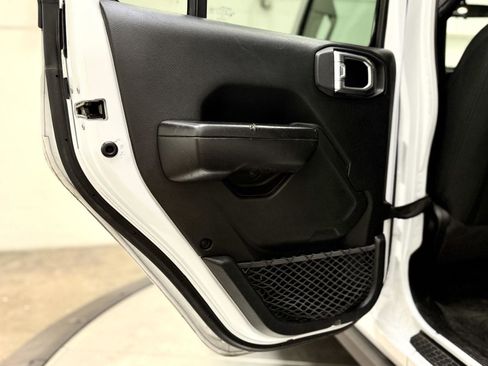 Used 2020 Jeep Wrangler Unlimited Sport AWD/4WD image 14