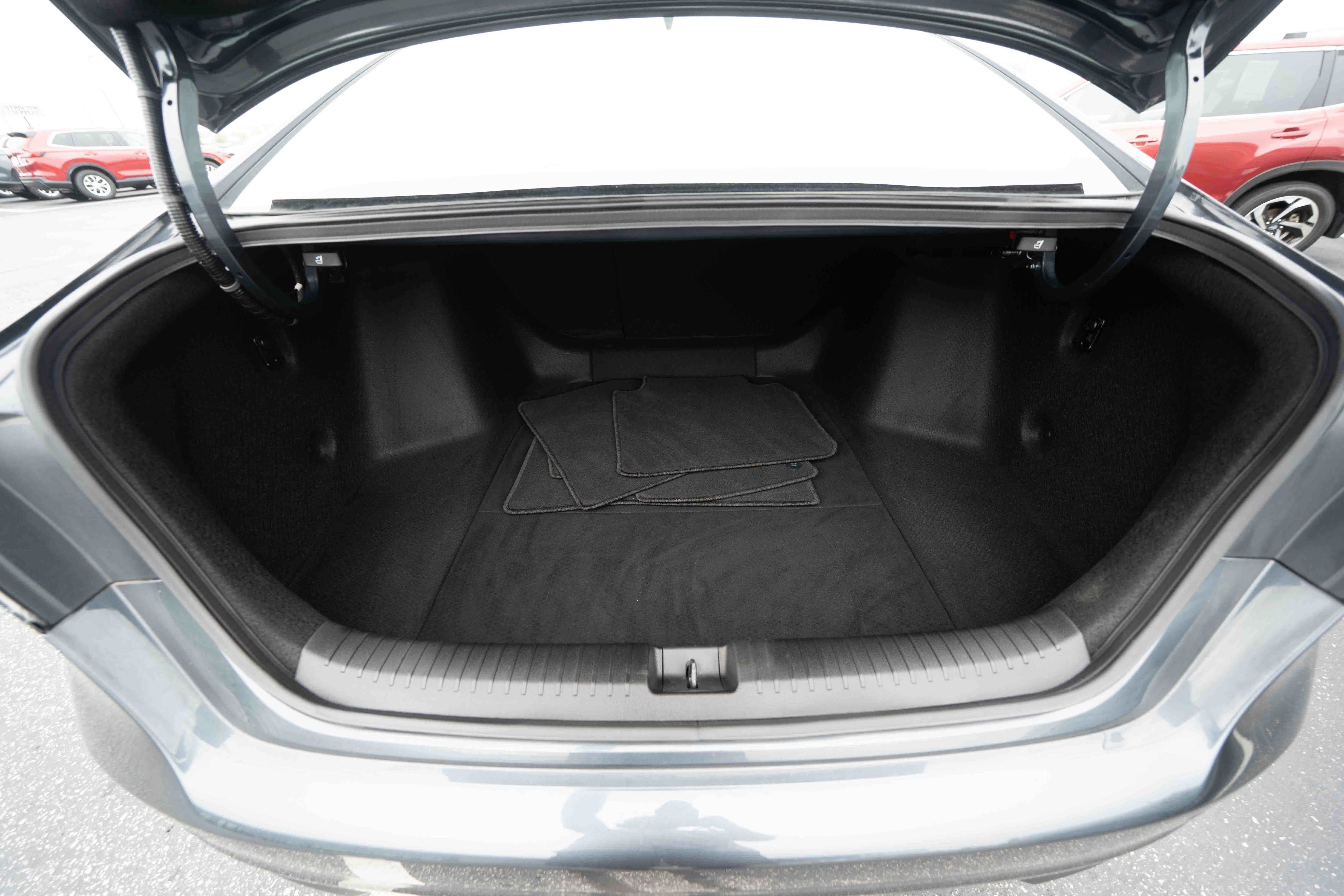 Certified 2023 Honda Accord EX image 27