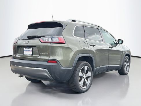 Used 2019 Jeep Cherokee Limited FWD image 2