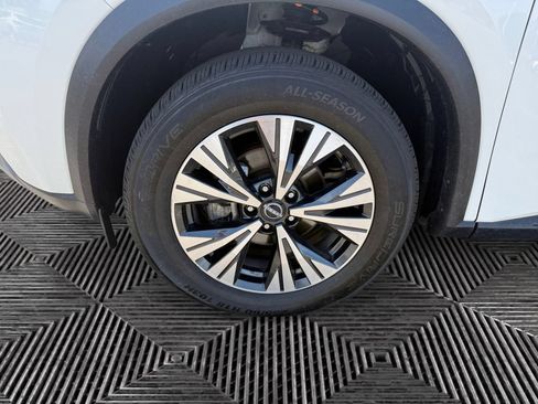 Used 2023 Nissan Rogue SV FWD image 14