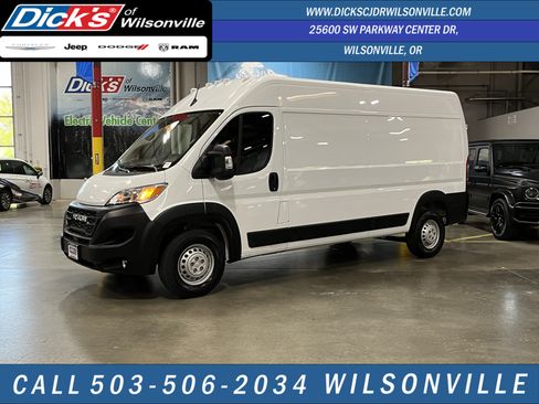 Used 2026 RAM ProMaster 2500 w/ Convenience Group FWD image 1
