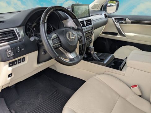 Used 2023 Lexus GX 460 Premium w/ Premium Plus Package image 6
