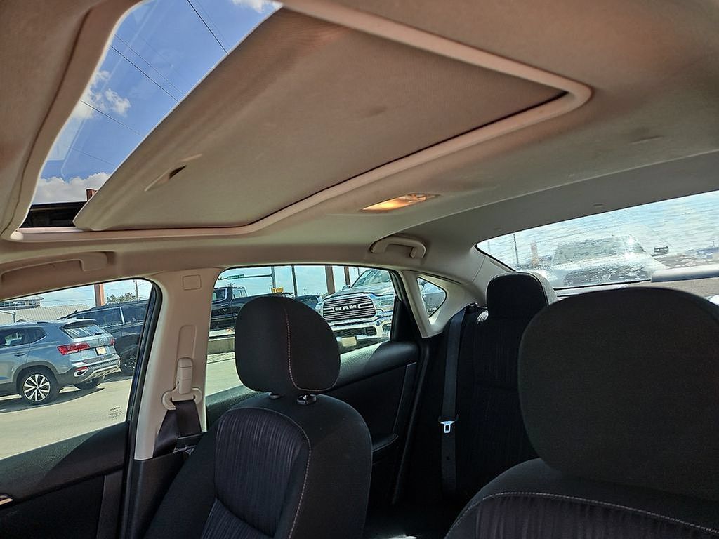 Used 2019 Nissan Sentra SV w/ Special Edition Package FWD image 20