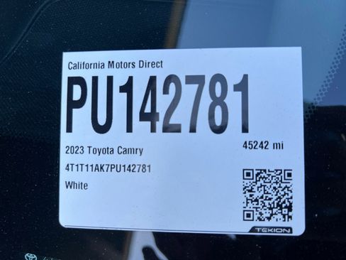 Used 2023 Toyota Camry SE w/ Convenience Package FWD image 16