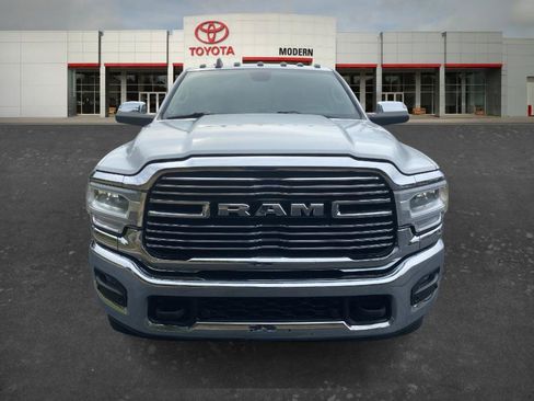 Used 2022 RAM 2500 Laramie AWD/4WD image 2